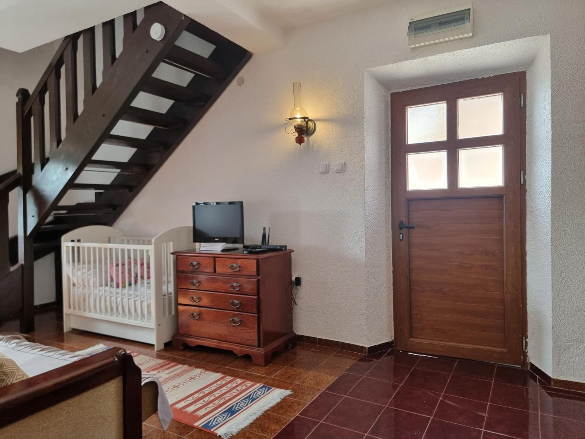 Kulla E Balshajve Otel Ülgün Dış mekan fotoğraf